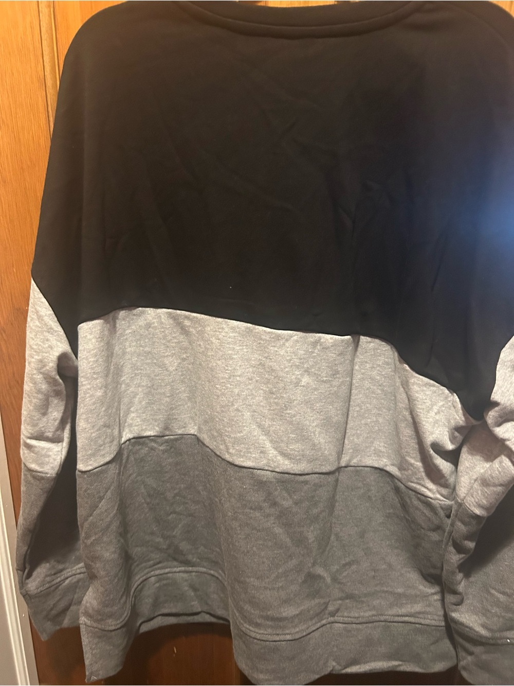 Women’s Colorblock Crewneck Sweatshirt in Black and Gray - Picture 2 of 3